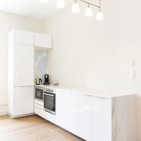 Le Palais De Saint-jean *